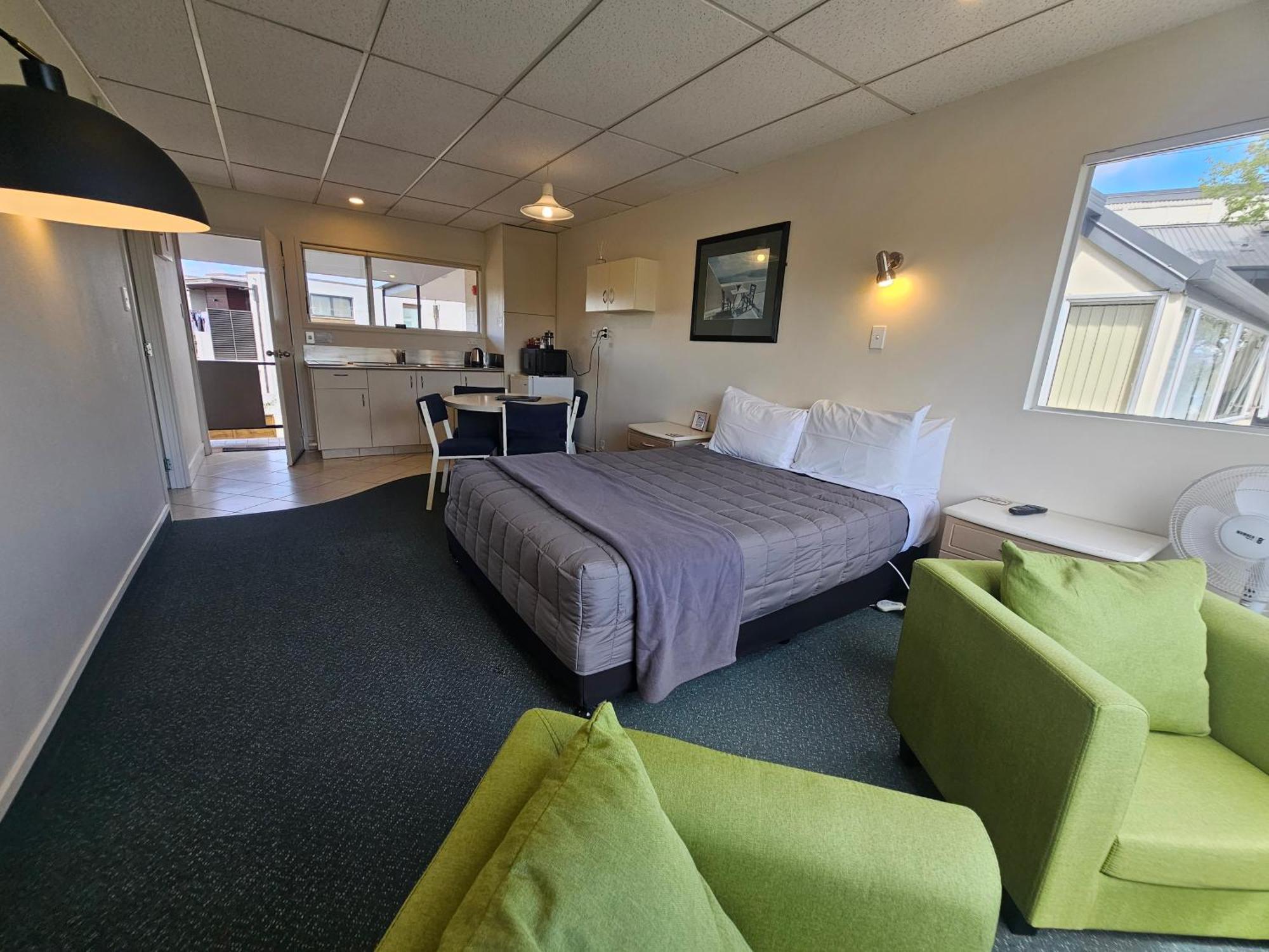 Tui Oaks Motel Taupo Zewnętrze zdjęcie