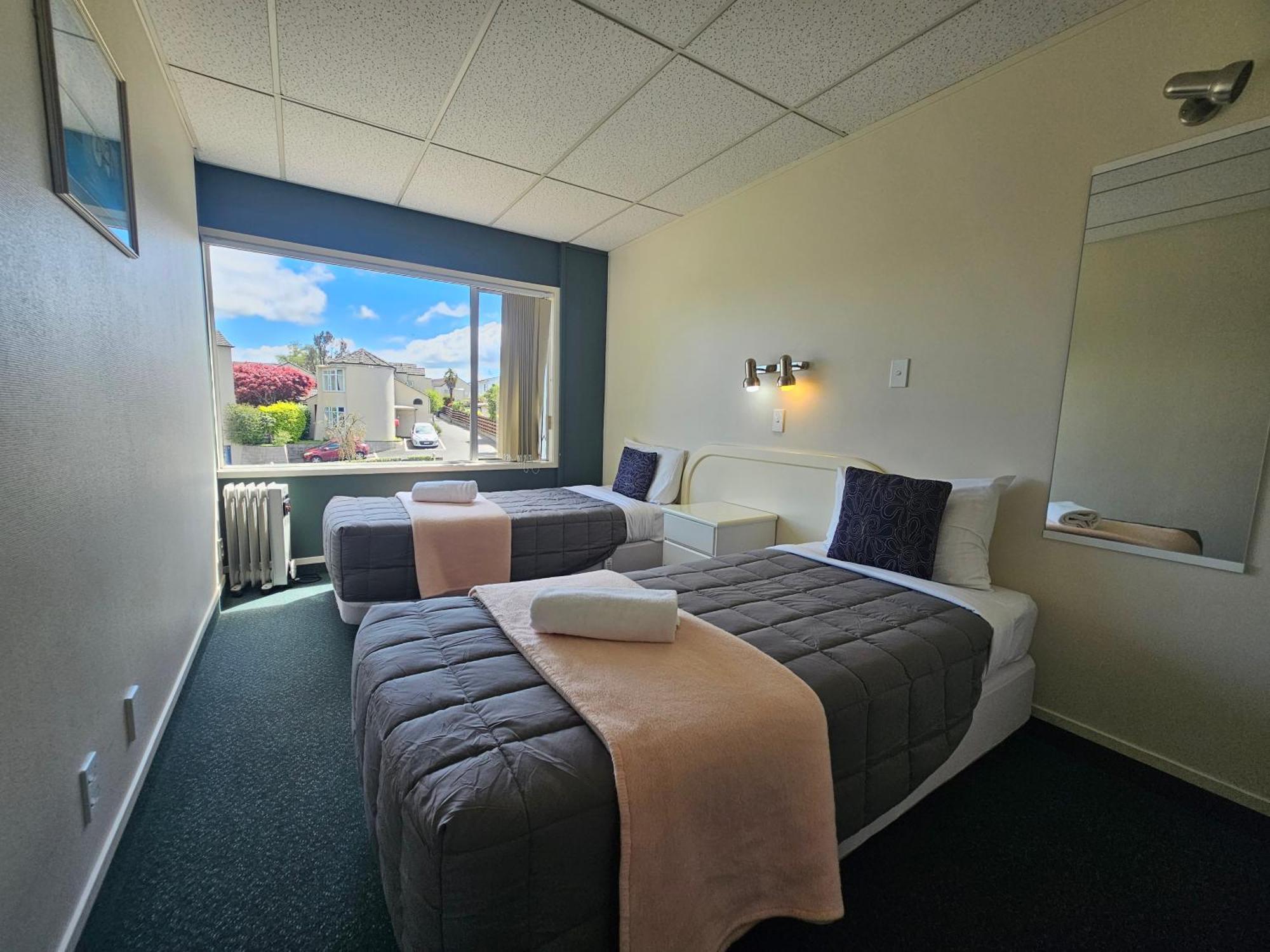 Tui Oaks Motel Taupo Zewnętrze zdjęcie